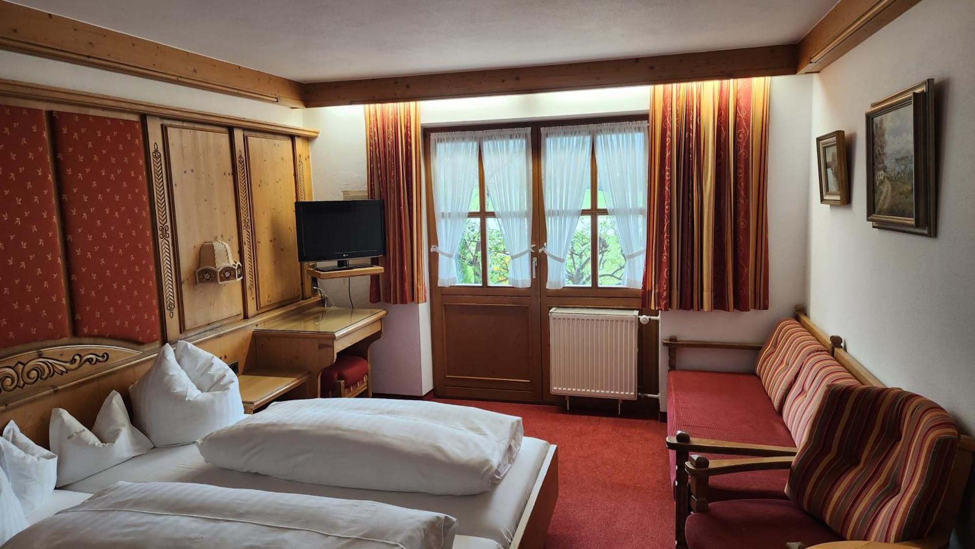 Zum Eichhof Hotel Райт им Винкл Екстериор снимка